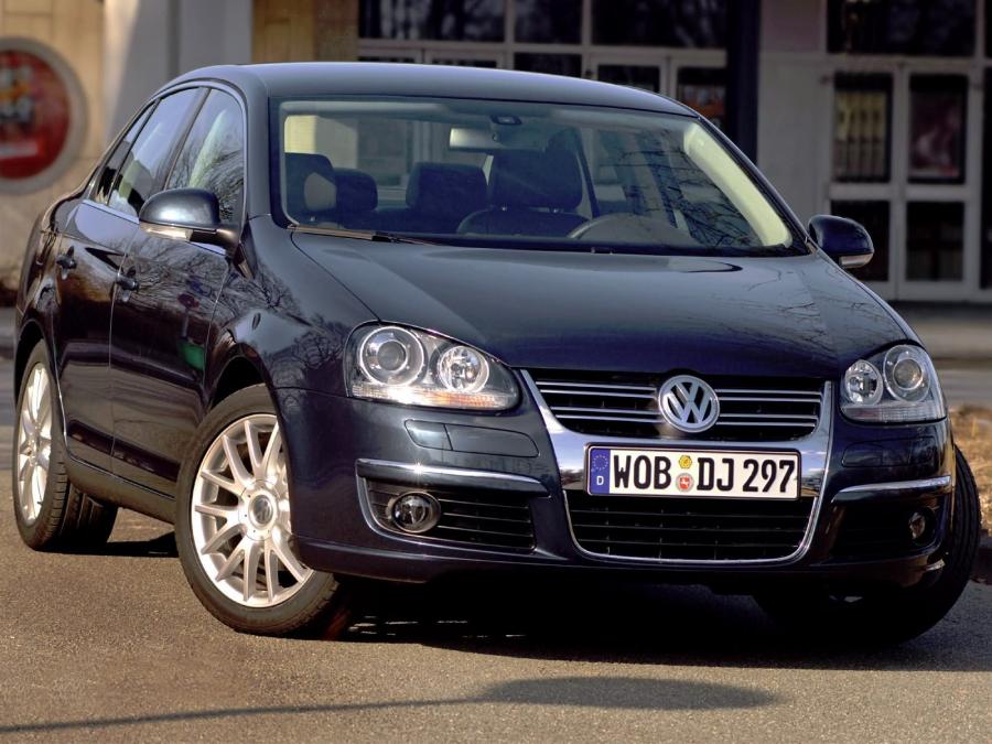  Volkswagen Jetta 2.0 T-FSI 2006 года  (фото 5 из 6)